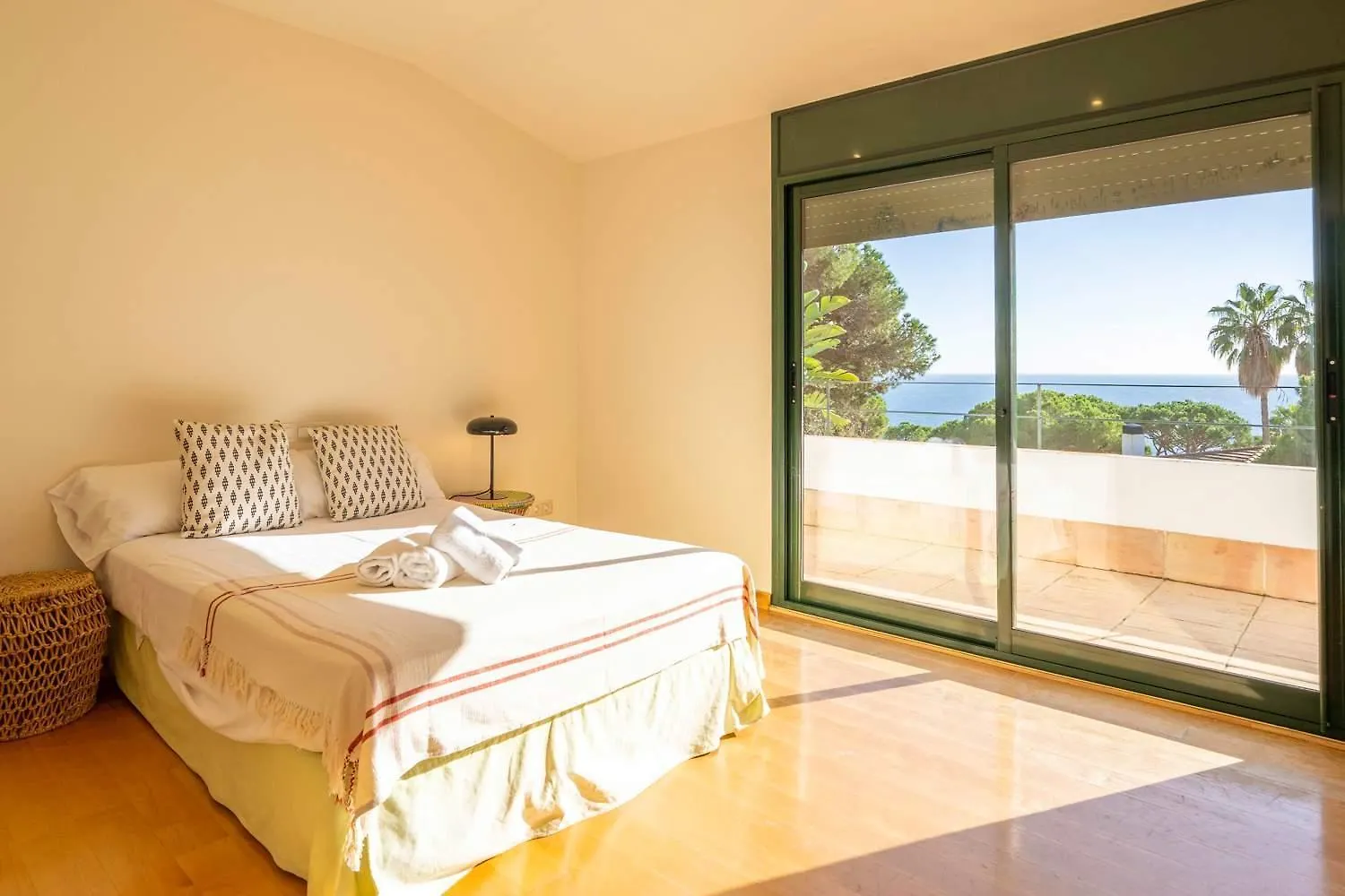 Villa Les Oliveres - Lux Houses Experience Lloret de Mar Spain