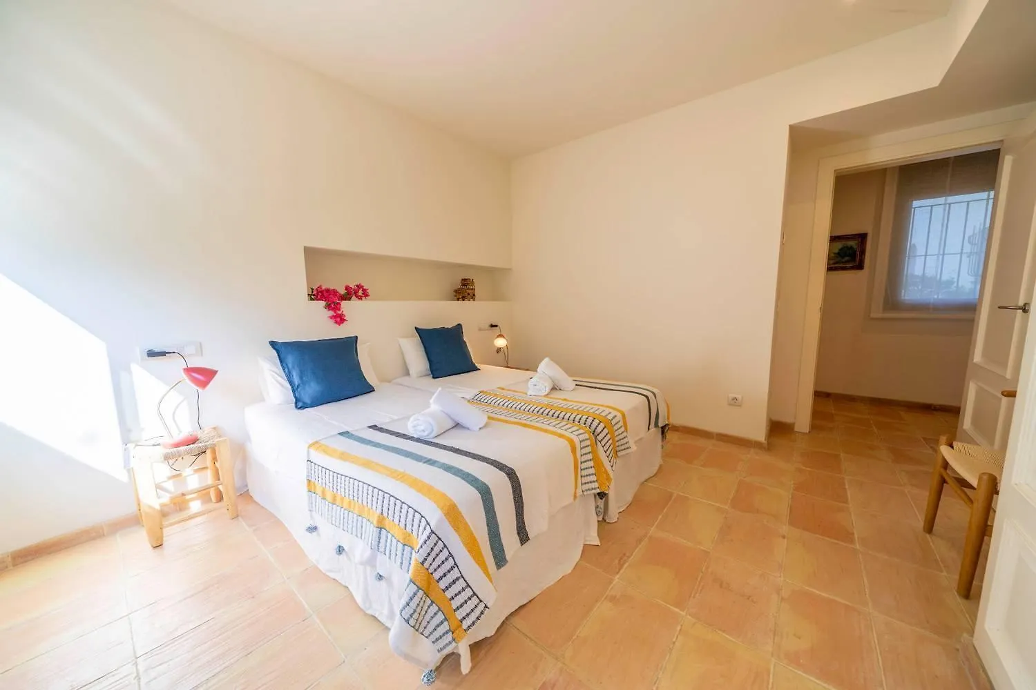 Villa Les Oliveres - Lux Houses Experience Lloret de Mar